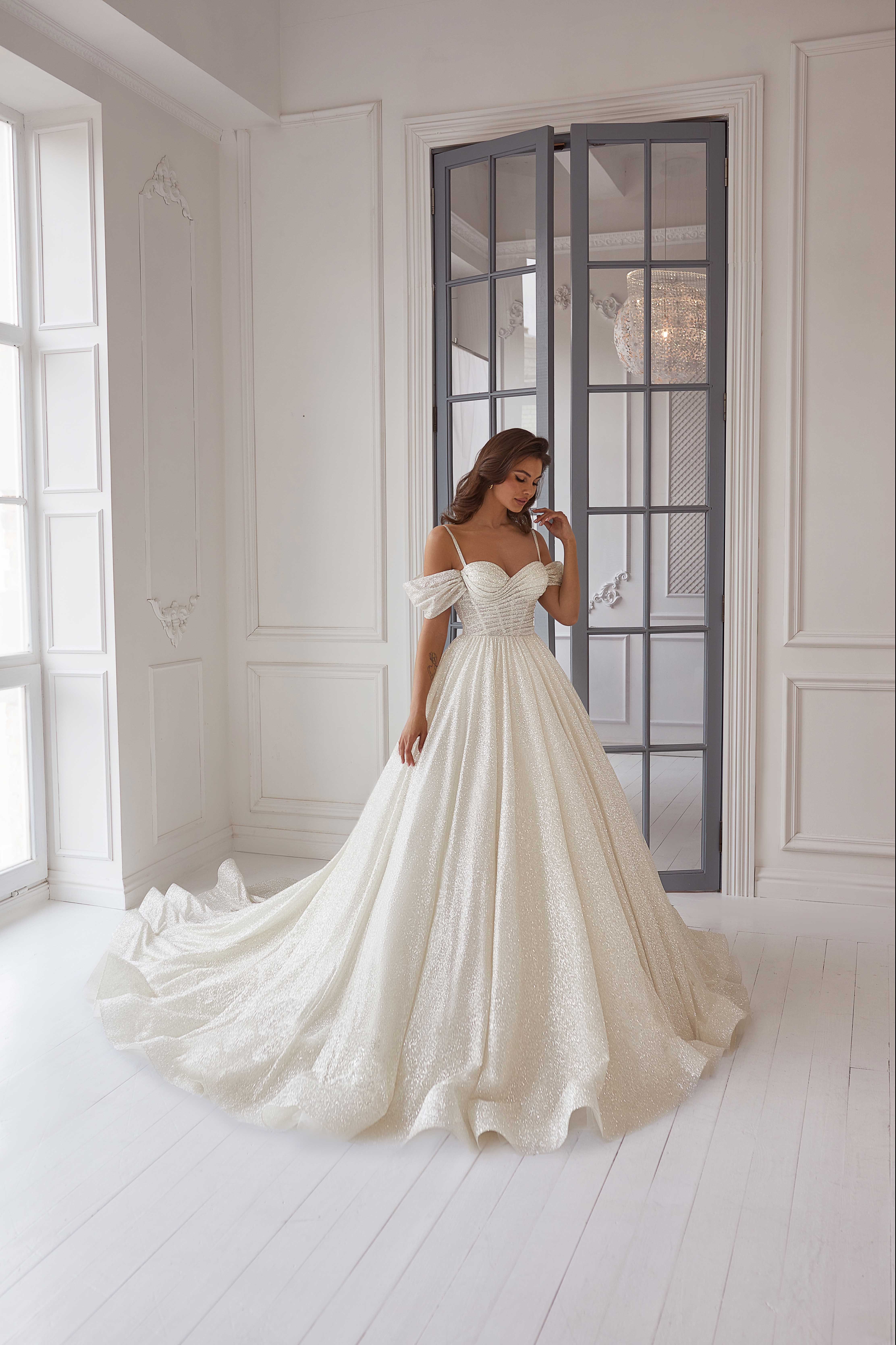 Kira Nova Marianna 4875