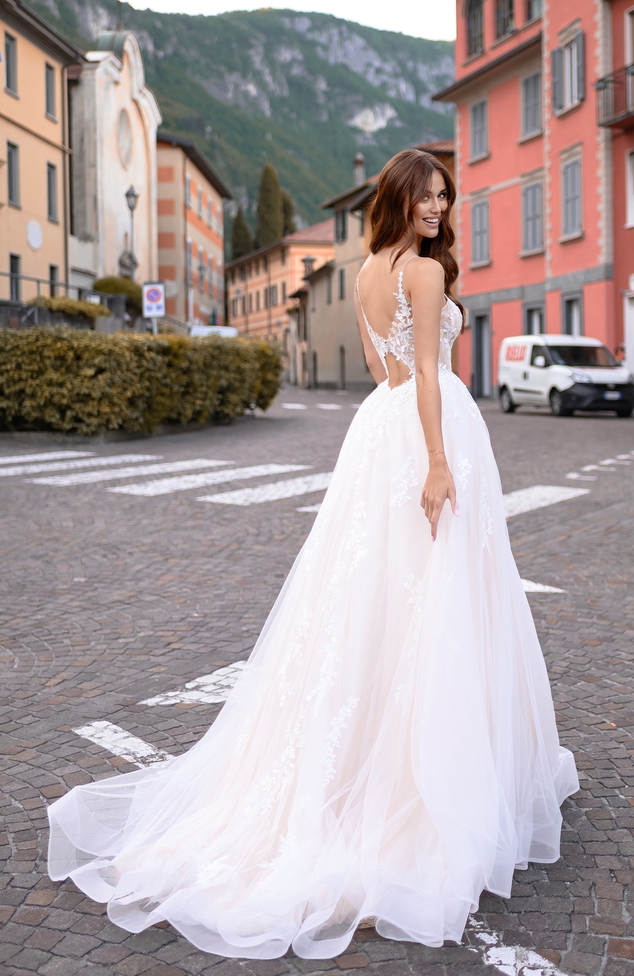 Anna Sposa Raya