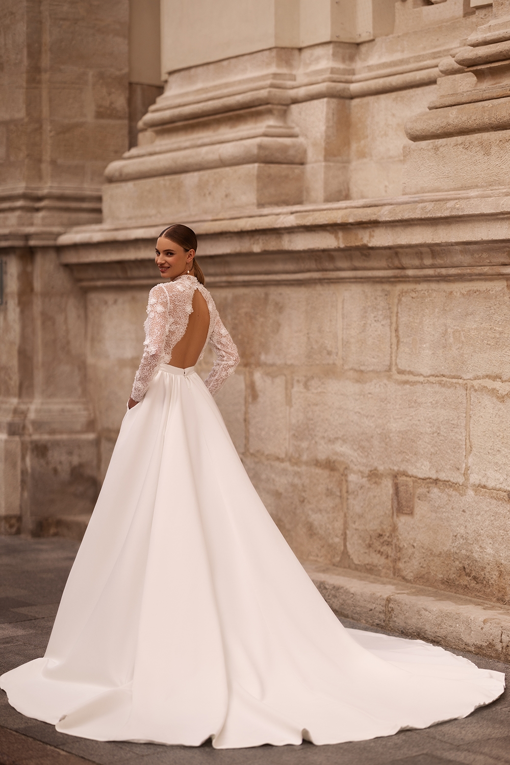 Lana Grace Bridal Konstance