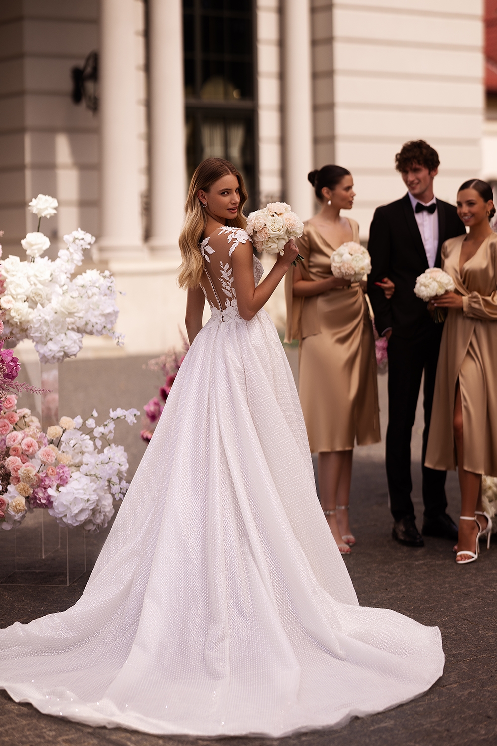 Lana Grace Bridal Roberta