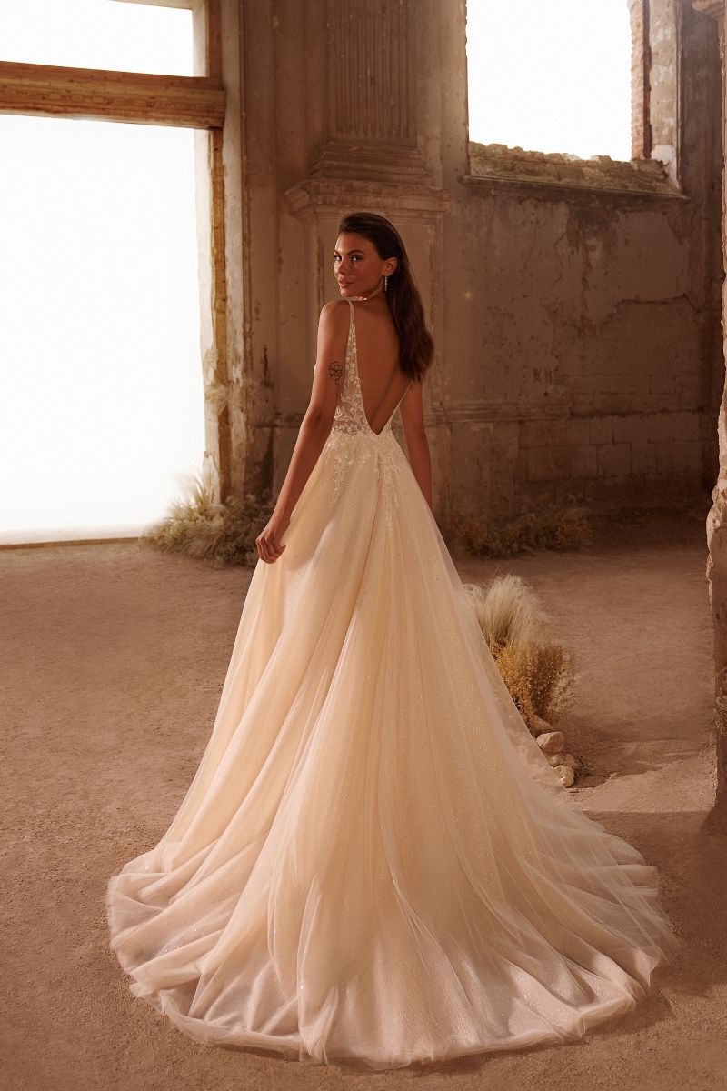 Anna Sposa AZARIA 