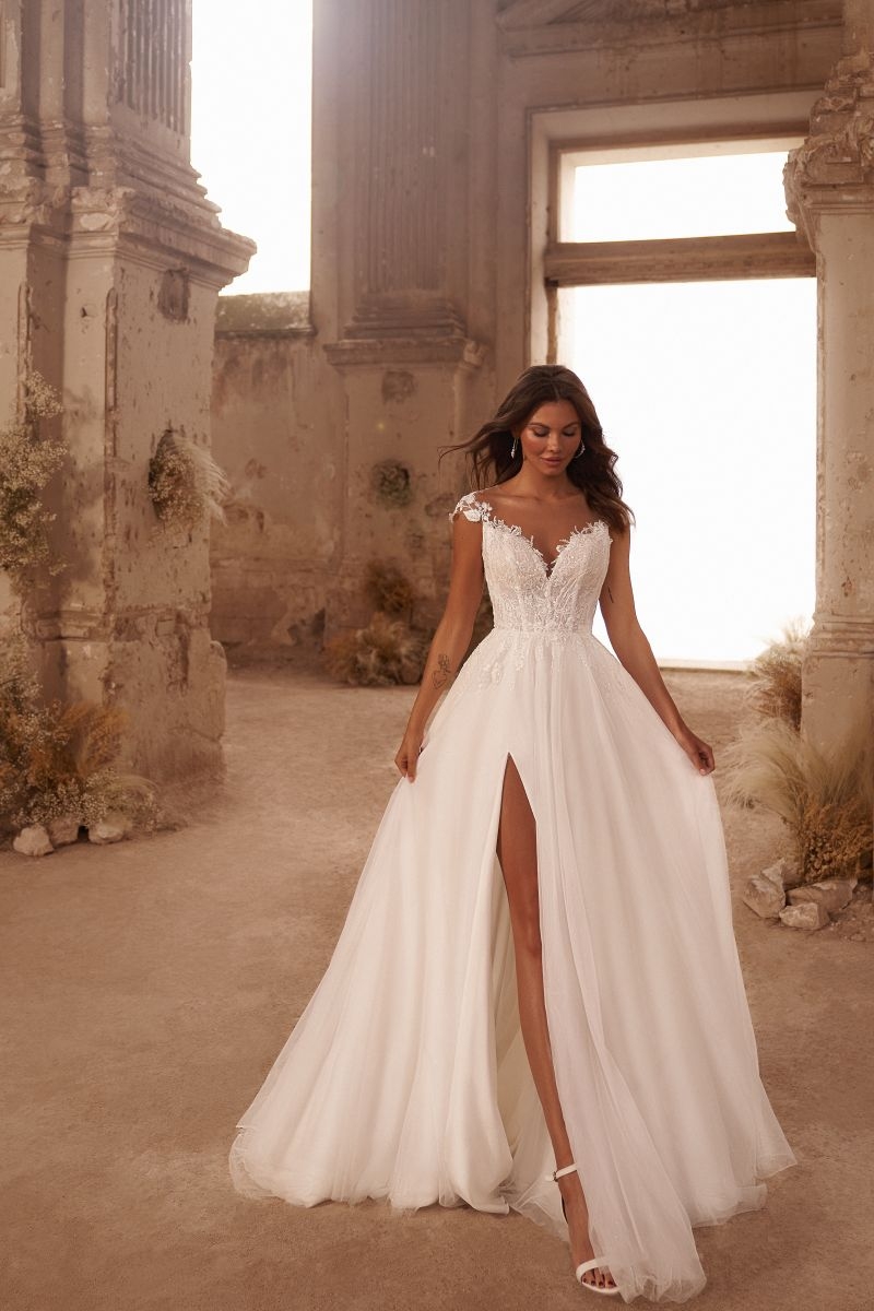 Anna Sposa YUNETTE