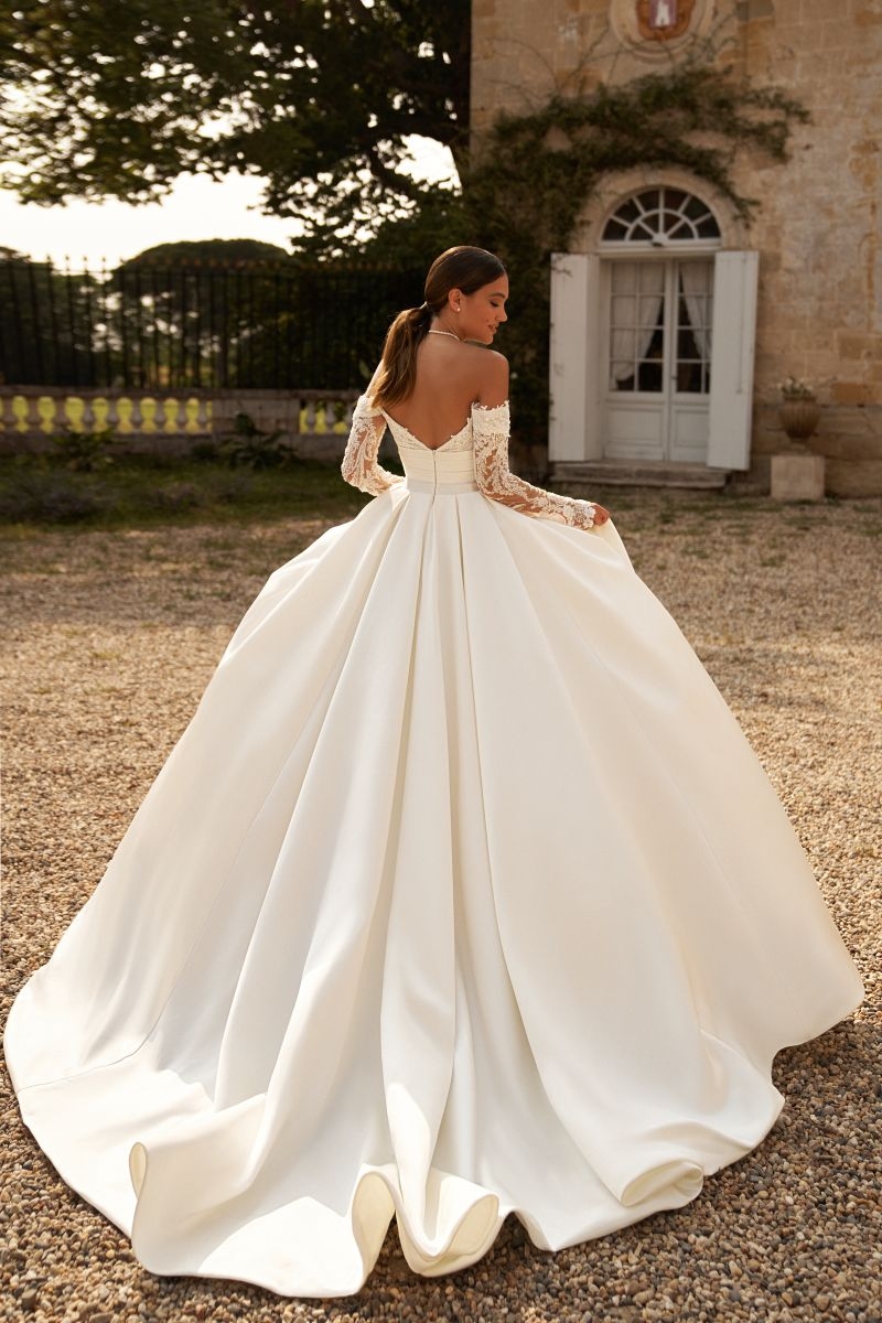 Anna Sposa HIZE