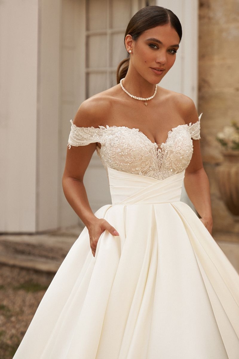Anna Sposa HIZE