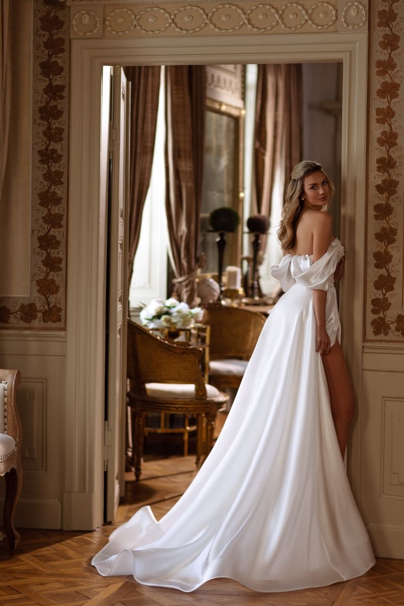Anna Sposa FARMILLA