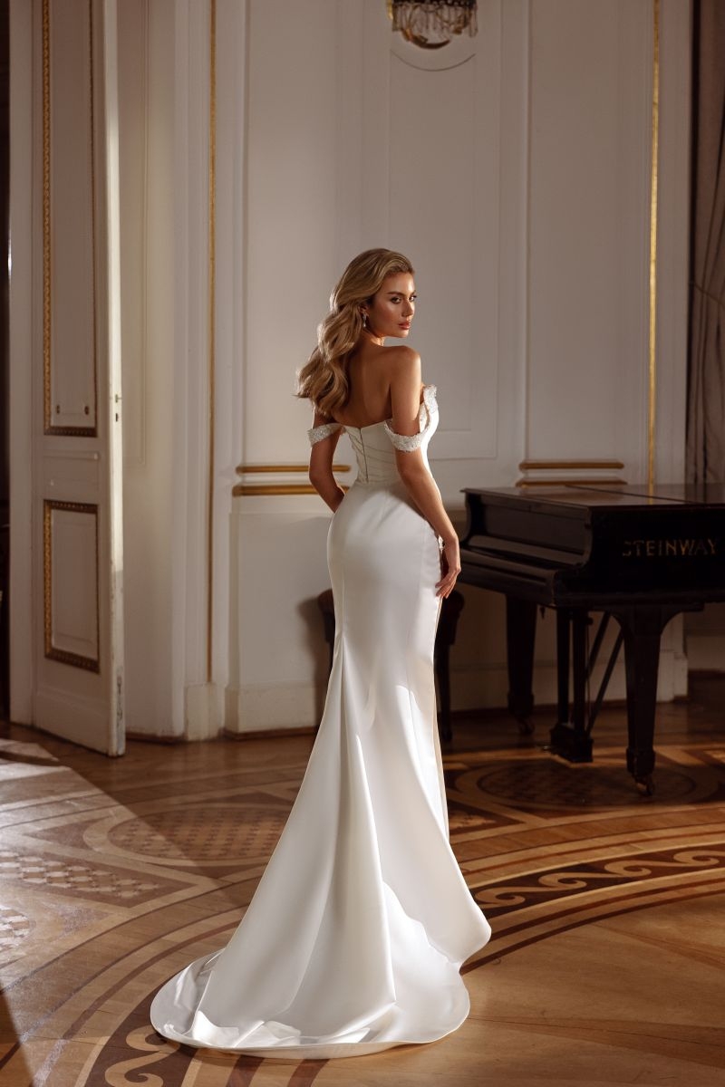 Anna Sposa SAUVAGE