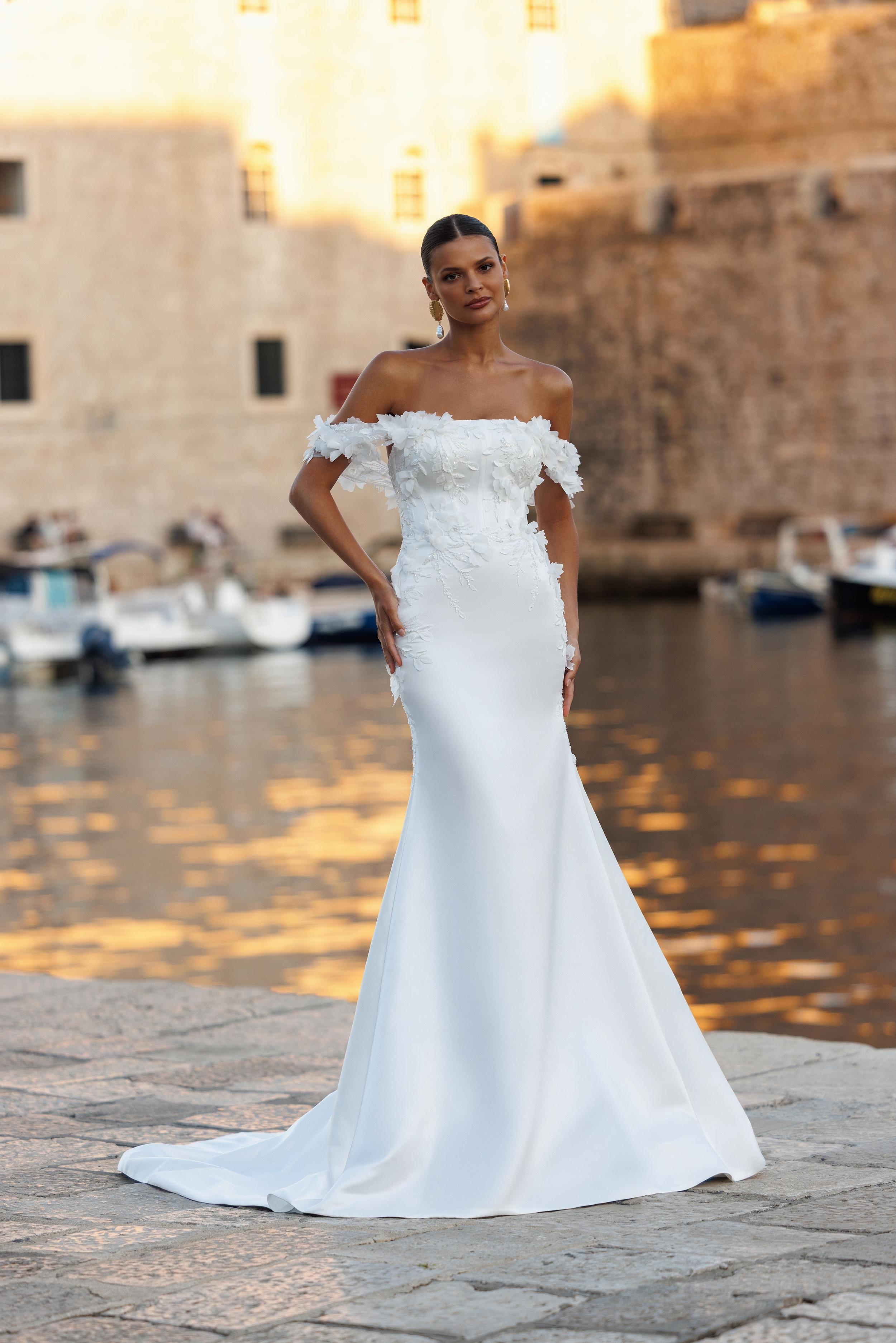 Lana Grace Bridal Freya