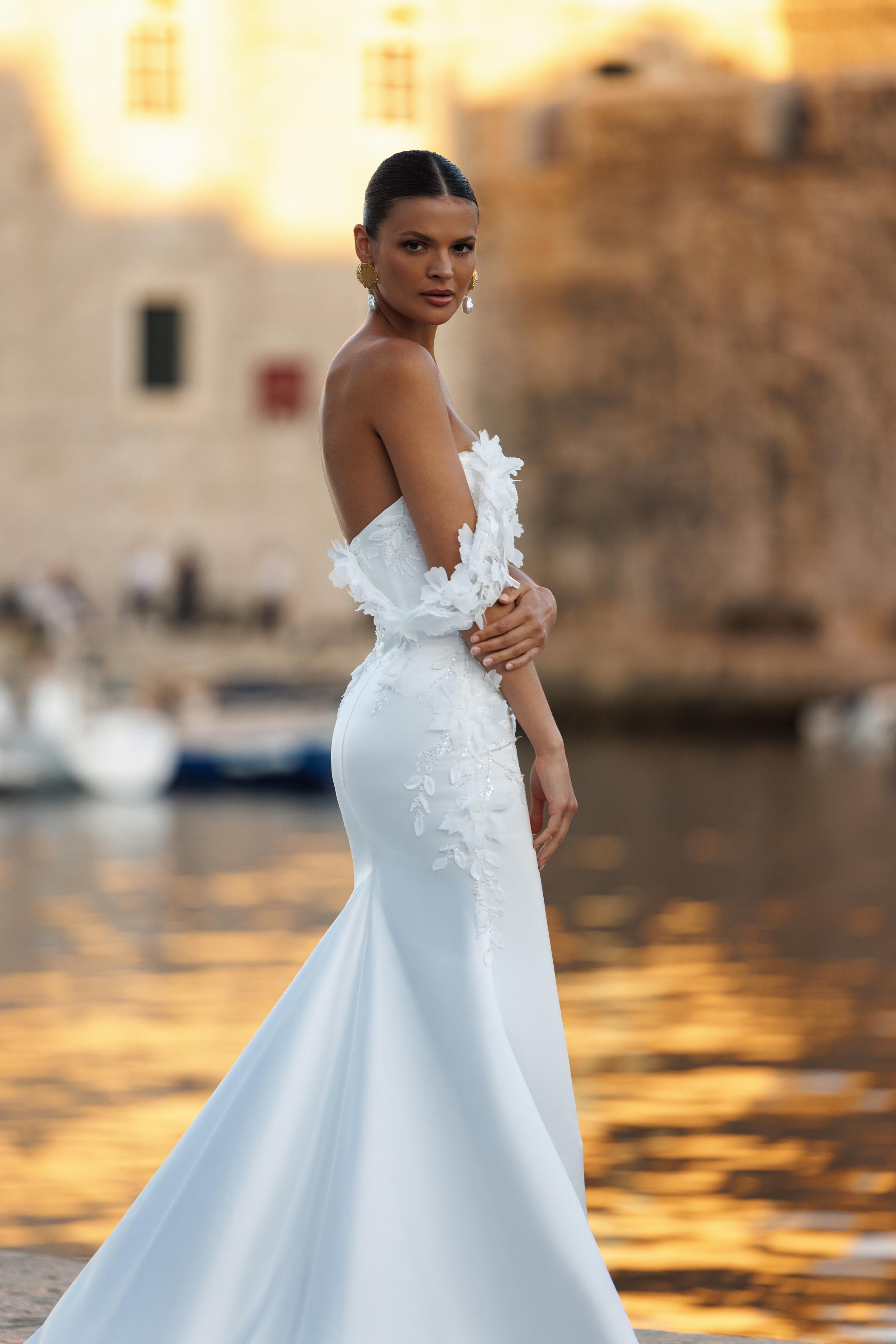 Lana Grace Bridal Freya