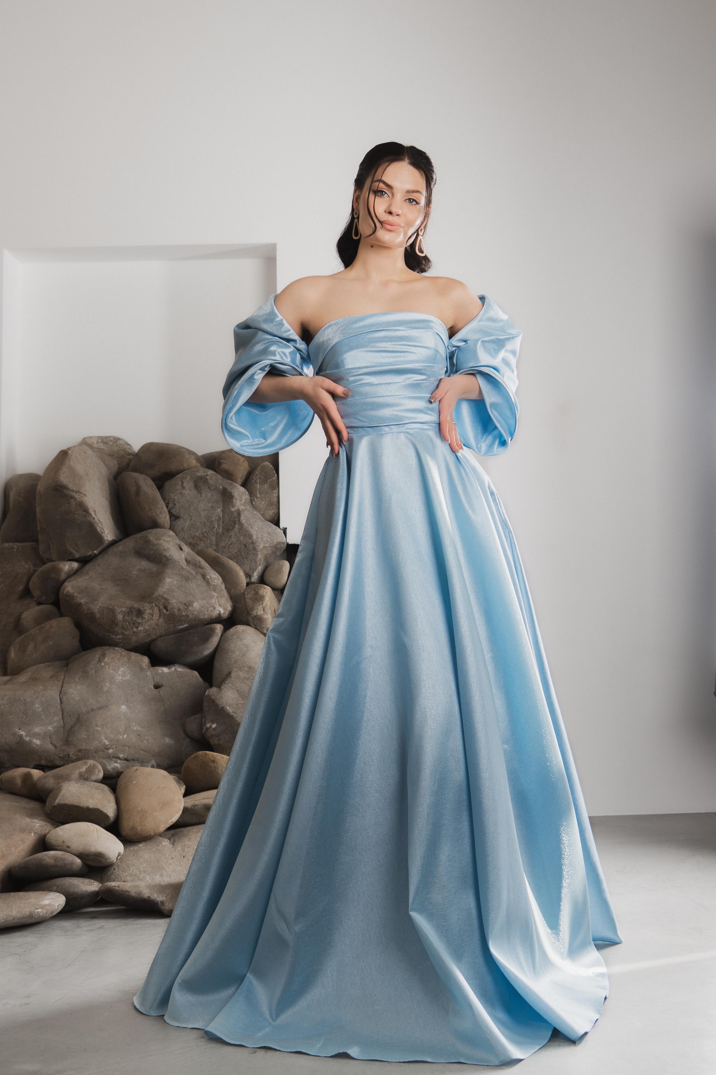 White Angel Vlasta Blue