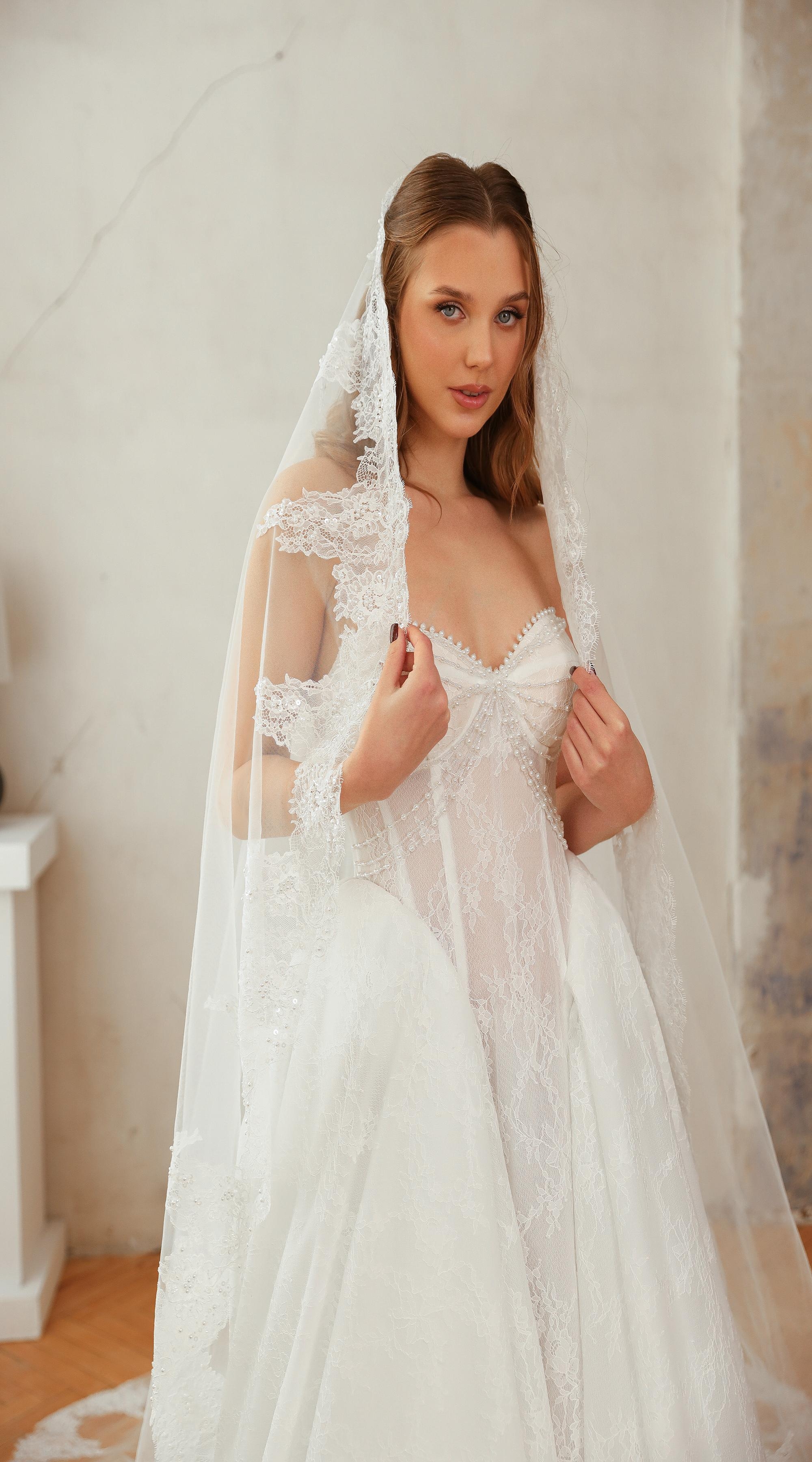 White Angel Victoria