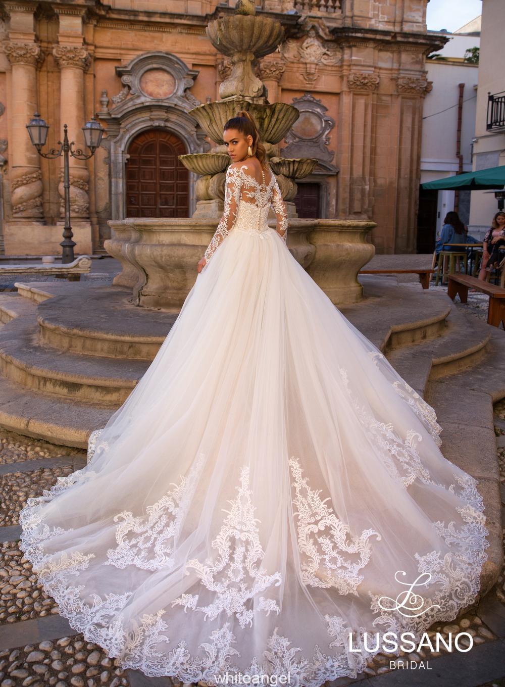 Lussano Bridal Bridget 19046