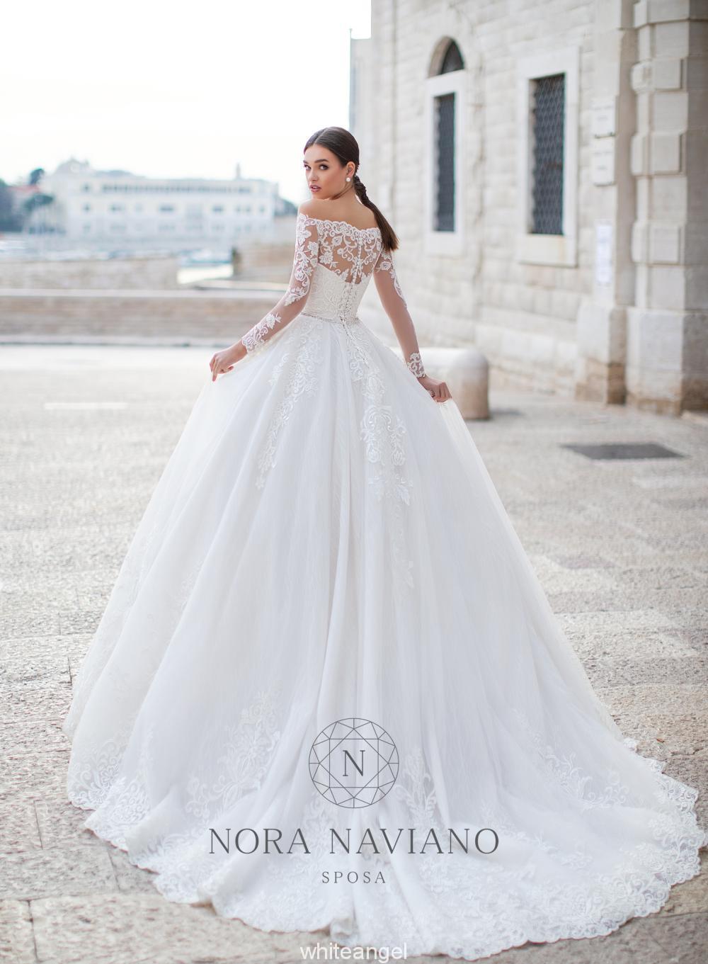Nora Naviano Maura 20001