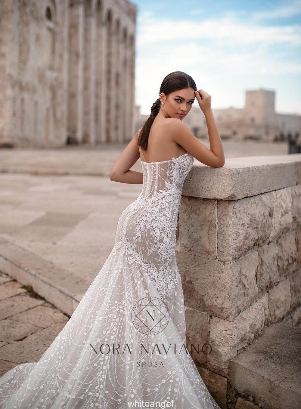 Nora Naviano Monica 9881